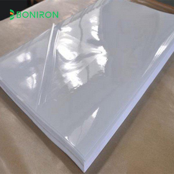 Pelekat Filem PVC lut sinar